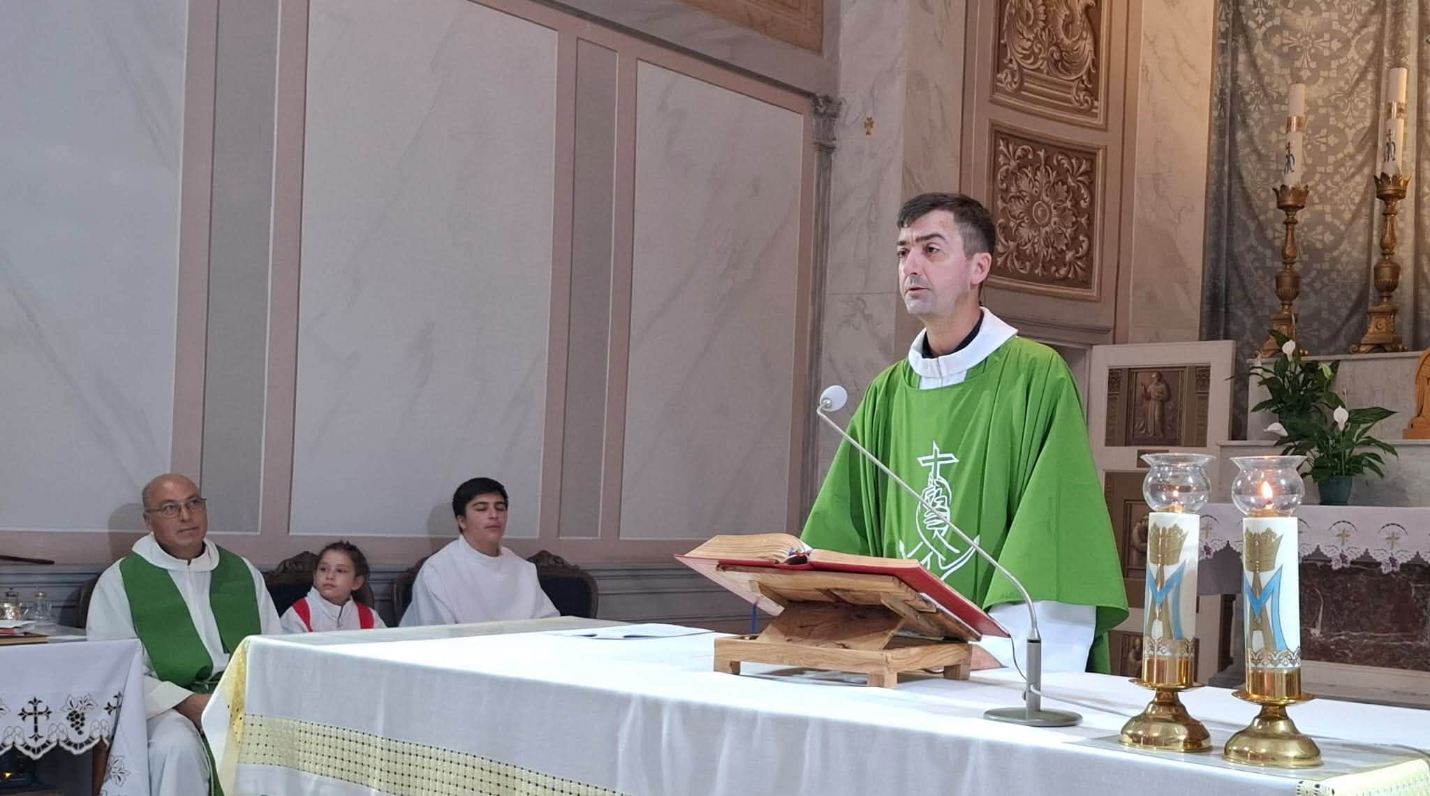 Fr. Lucian Romanya’ya Gitti